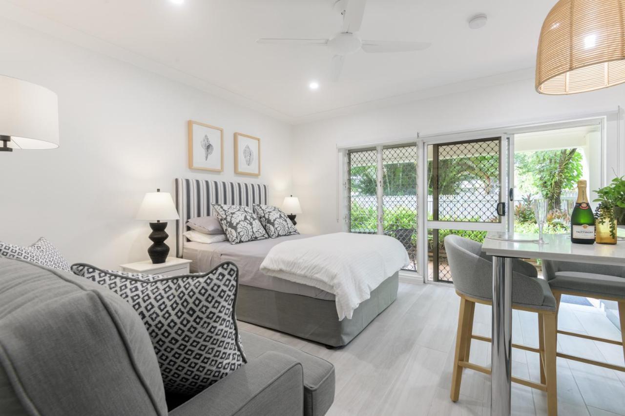 Garrick House Aparthotel พอร์ตดักกลาส ภายนอก รูปภาพ